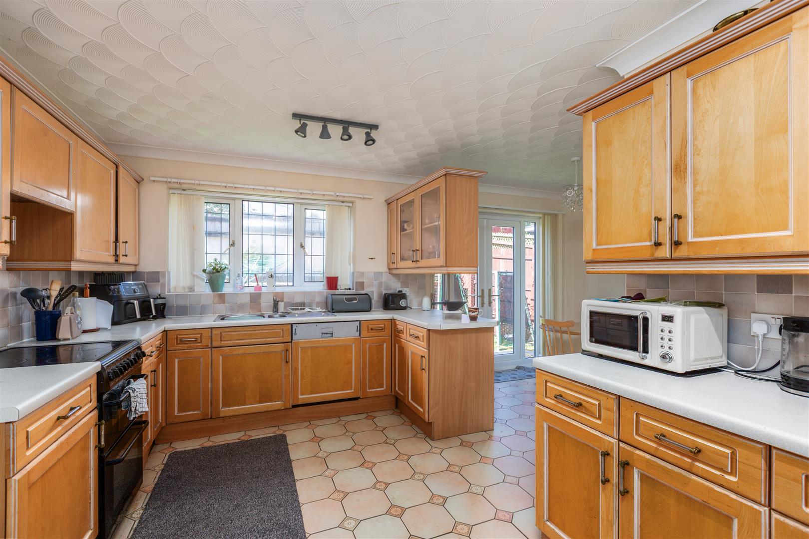 Oakwood Drive, Gowerton, Swansea, SA4 3DJ